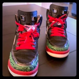 Nike Air Jordan Men size 6.5 (gently used)